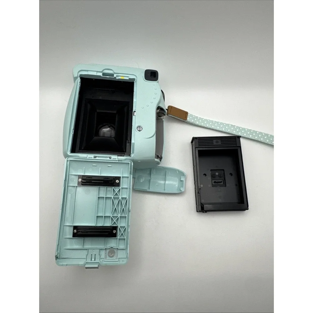 FUJIFILM Instax Mini 9 Ice Blue Instant Film Camera GC-6587